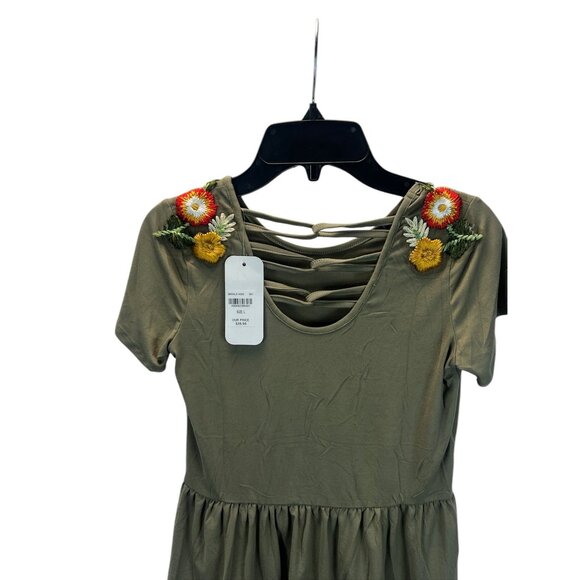 Love Alexa Girls Short Sleeve Top Size L Floral Embroidered Ruffled Hem Lace Up - Picture 7 of 11